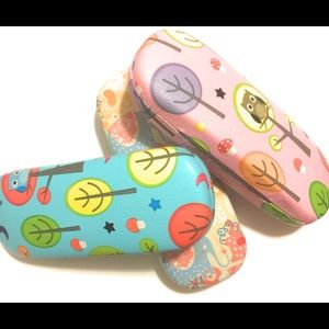 Goodyezz Reading Glasses Case w/ Lens Cloth